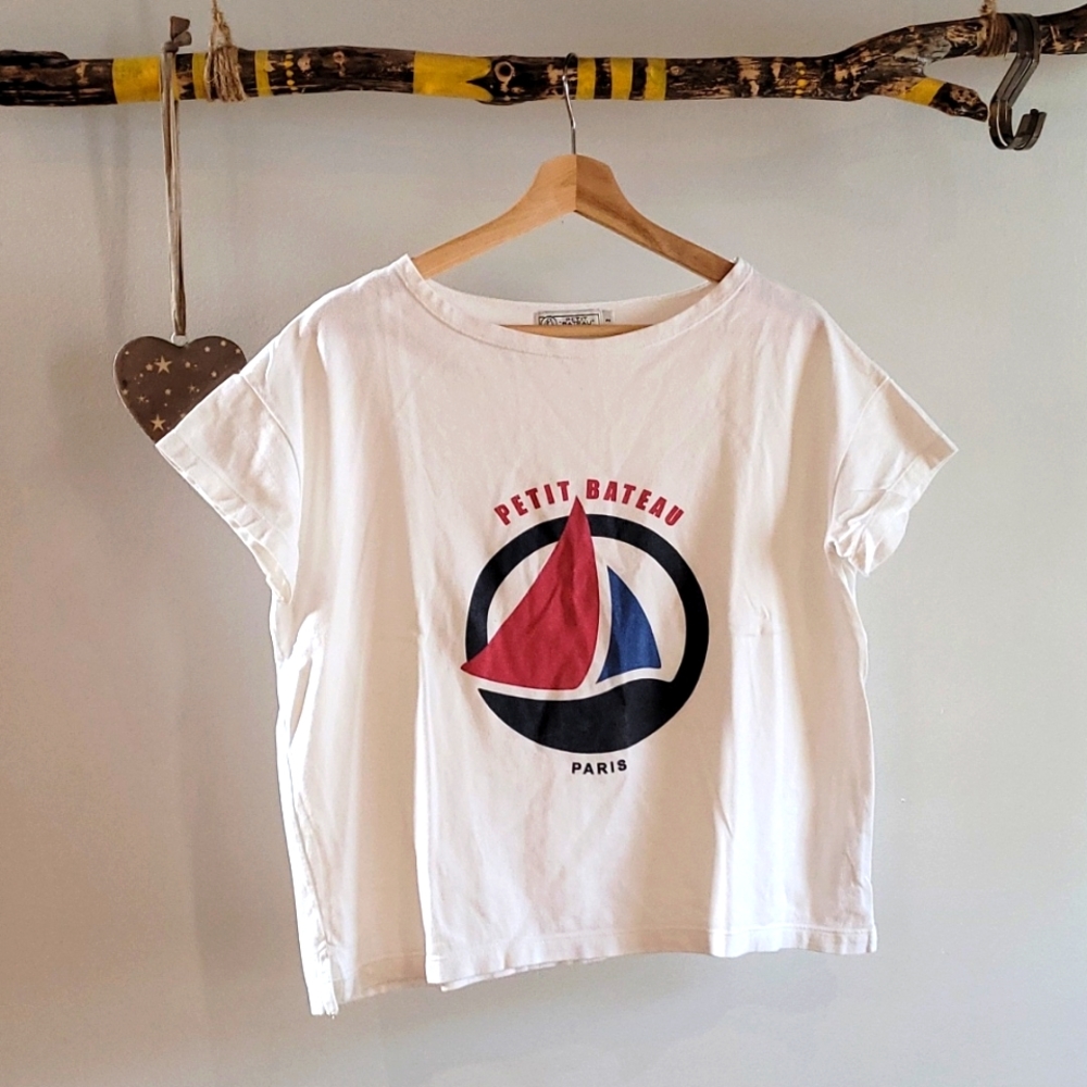 White teeshirt - Sz M